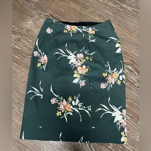 LYSSE, Size Small, Green Floral